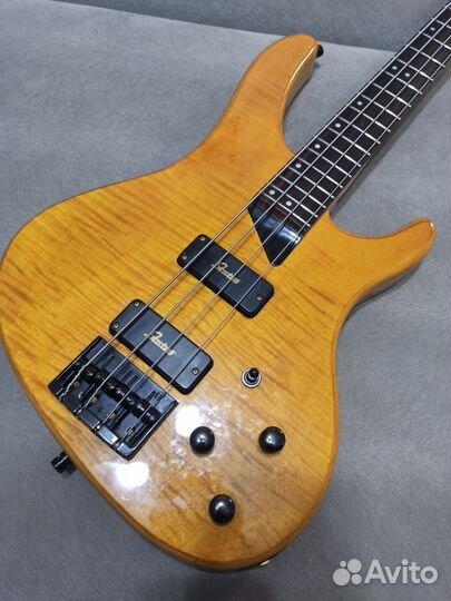 Бас гитара Washburn KW-1250 Kip Winger Japan