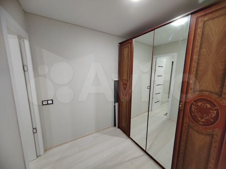 3-к. квартира, 60 м², 1/5 эт.