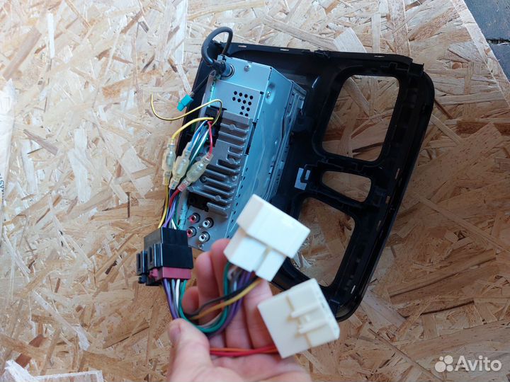 Рамка с магнитофоном рено сандеро степвей2