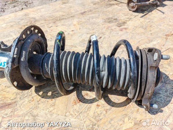 Передняя стойка Kia Sportage 4 Киа Спортейдж 4