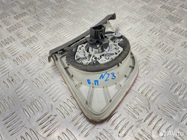 Задний фонарь правый Volkswagen Phaeton 3D2 4.2