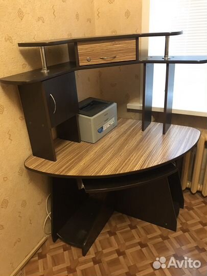 Компьютерный стол б/у