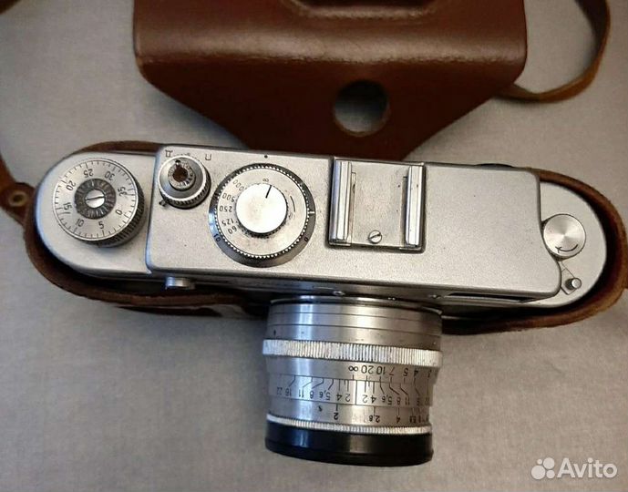Плёночный фотоаппарат зоркий 4