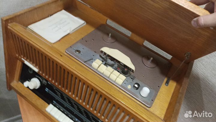 Магнитола миния 60х. Гг