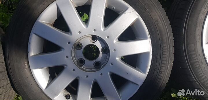 Continental ContiPremiumContact 2 215/55 R17 84W