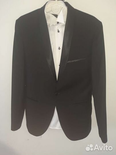 Мужской смокинг