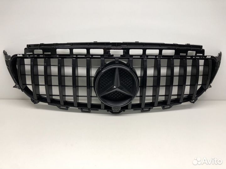 Решетка радиатора Mercedes w213 GT black