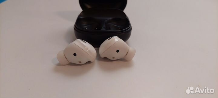 Samsung Galaxy Buds Pro наушники левый правый