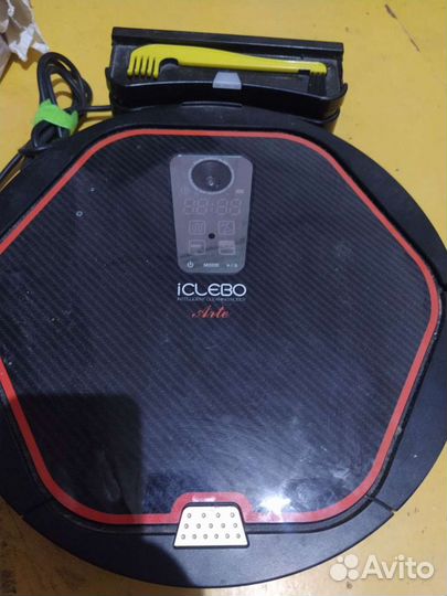 Робот пылесос