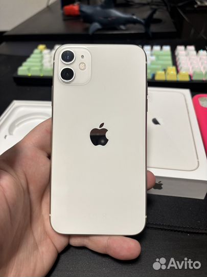 iPhone 11, 128 ГБ