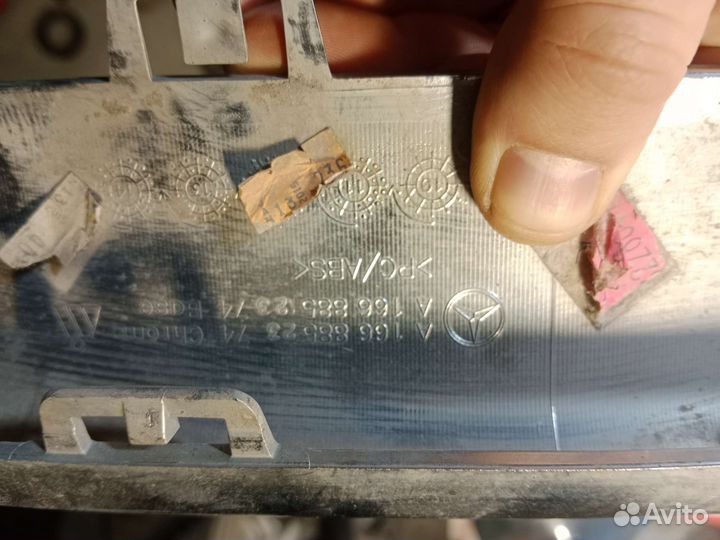 Молдинг заднего бампера Mercedes ML A166