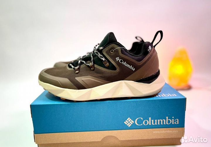 Кроссовки Columbia спортивные