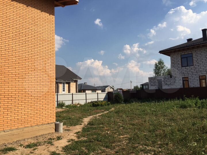 Дом 195 м² на участке 10,4 сот.