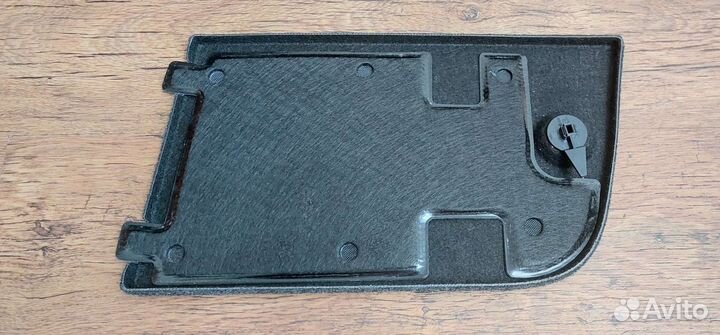 Обшивки багажника Volkswagen Tiguan