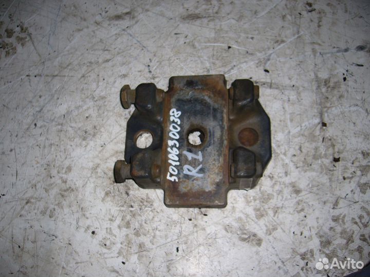 Проставка (полурессоры) Renault Premium 2 2005