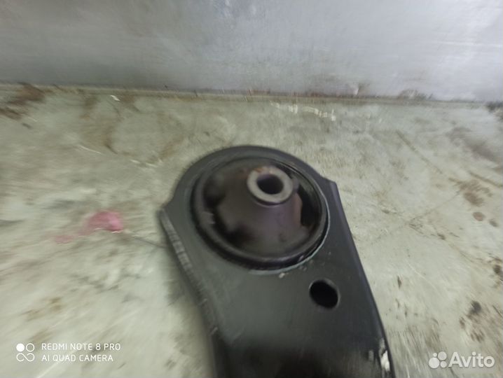 Рычаг передний правый Lexus Es 7