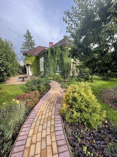 Дом 162 м² на участке 6 сот.