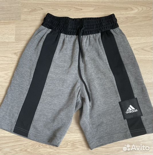 Шорты adidas originals р-р S