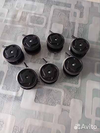 Колёсики пластик комплектующие