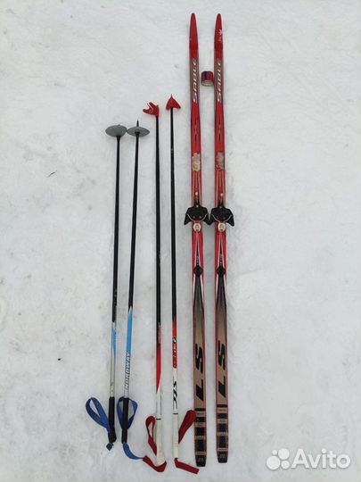 Лыжи беговые + две пары палок