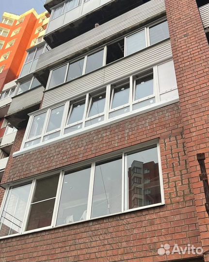 Отделка и остекление балконов под ключ