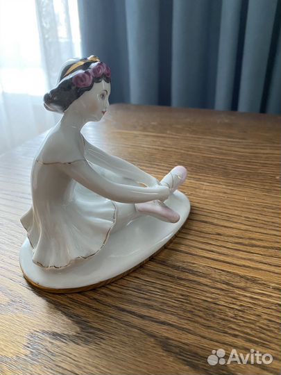 Фарфоровая статуэтка Юная балерина Машенька
