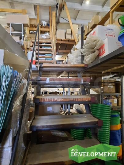 Складское помещение 564.8 м²