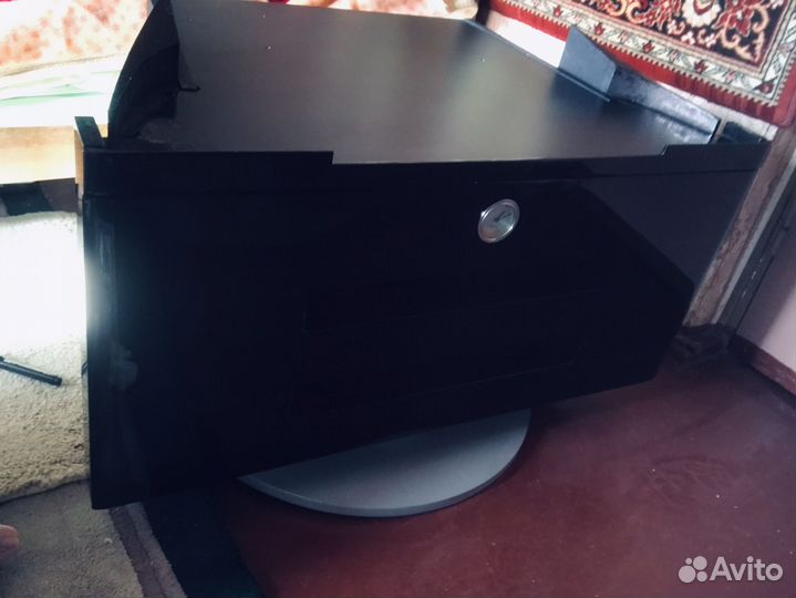 Тумба для музыки апаратуры телевизор