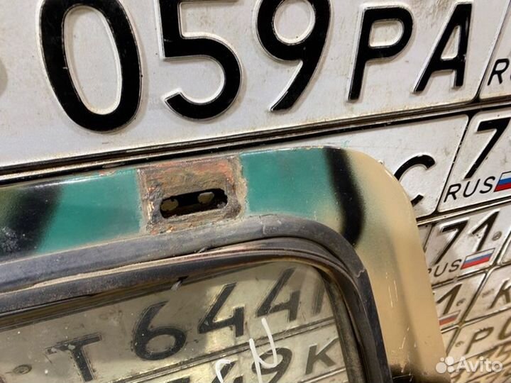 Крышка багажника Ваз 2121 внедорожник 3Д 1.6 1995