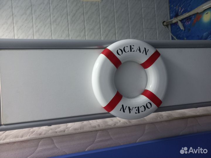 Двухъярусная кровать металлическая