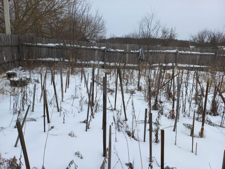 Дом 30 м² на участке 8 сот.