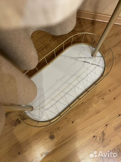 Рейл для одежды