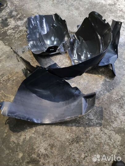 Подкрылки Додж караван Вояджер 4