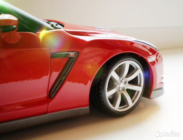 Модель Nissan GT-R