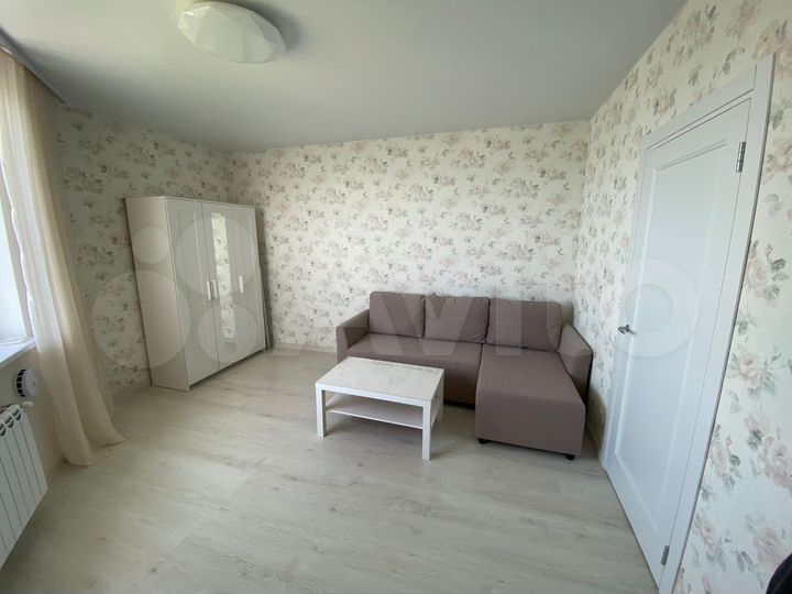 2-к. квартира, 45 м², 6/18 эт.