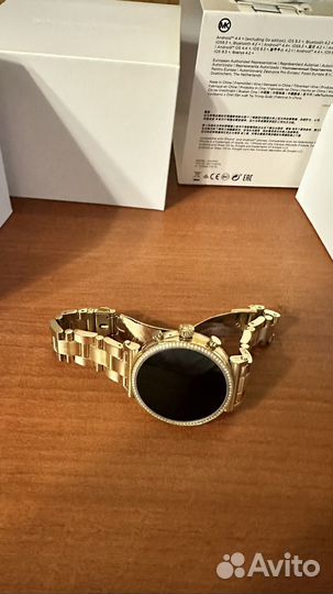 Смарт часы michael kors