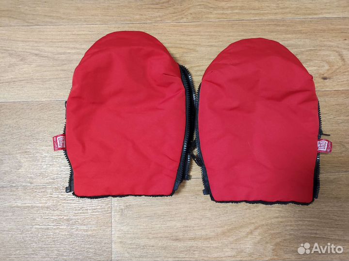 Зимний конверт в коляску и варежки