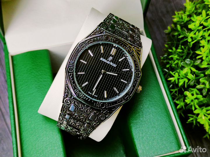 Мужские кварцевые часы