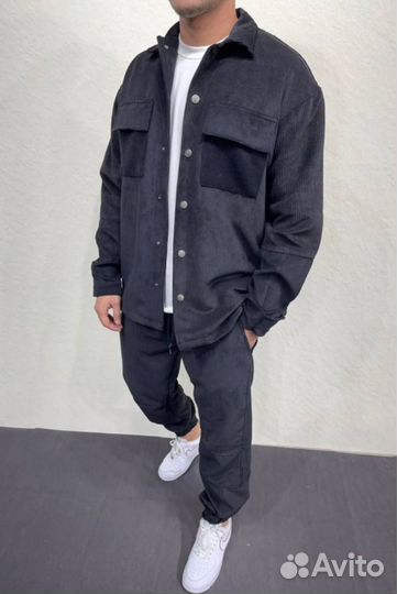 Мужской костюм новый