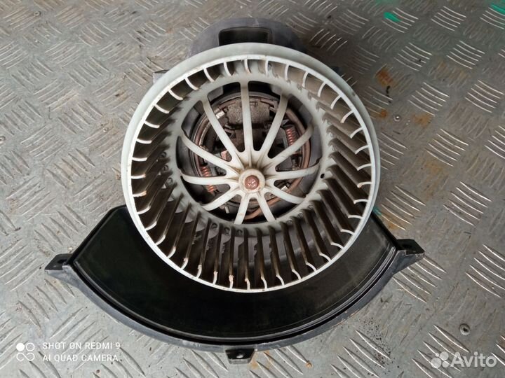 Моторчик печки Touareg Q7 Cayenne