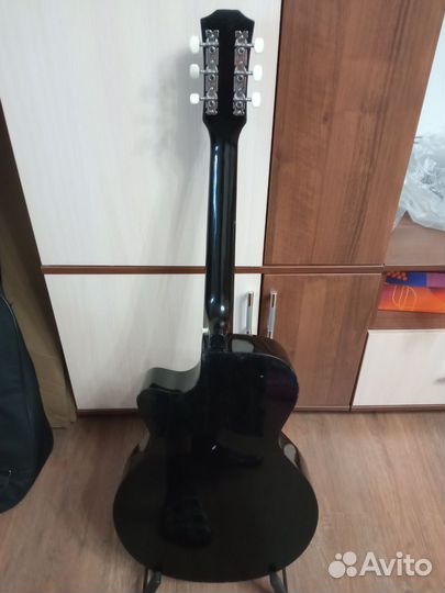 Гитара акустическая 6 струн