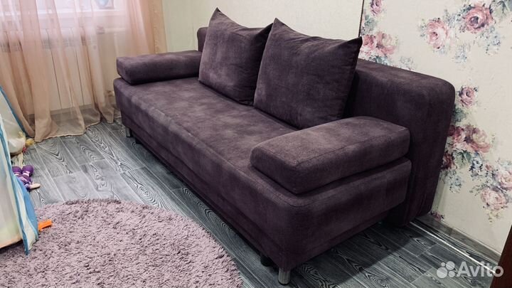 Диван евро книжка