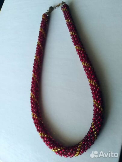 Колье жгут из бисера