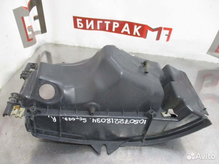 Корпус фары правый Scania P, R, G