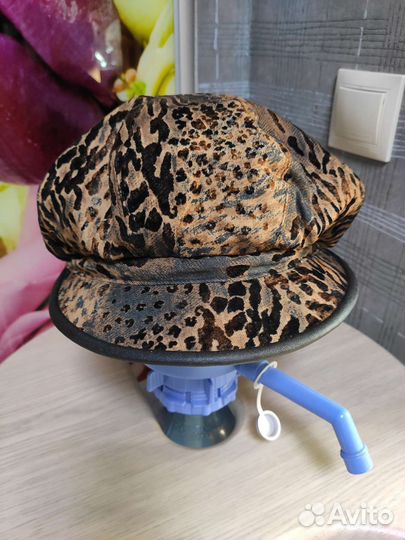 Женская кепка новая