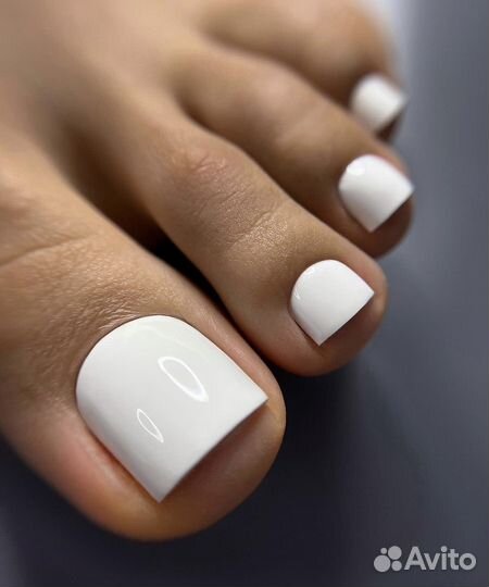 Педикюр с выездом на дом