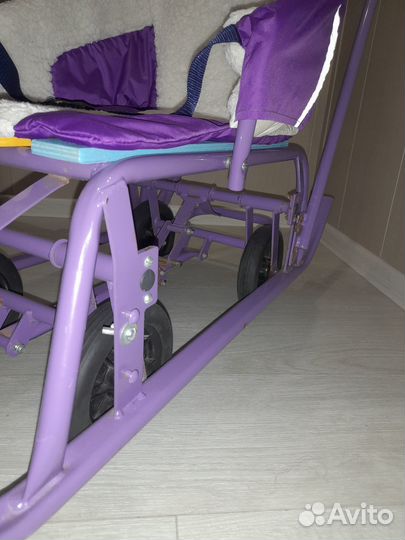 Детские санки на колесах