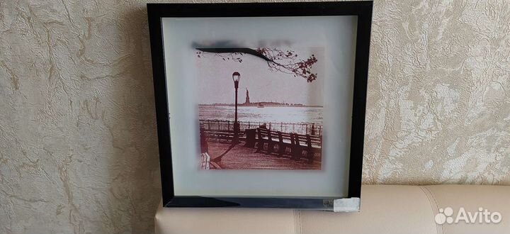 Картина новая 33/33 см