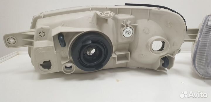 Фара правая hyundai accent тагаз
