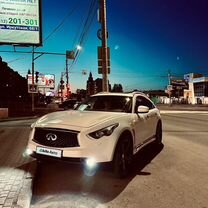 Infiniti FX37 3.7 AT, 2012, 164 000 км, с пробегом, цена 2 300 000 руб.